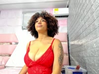 I am a Latin Morena girl, with a mischievous energy and a smile that hooks, I love to play with your imagination and make you feel that you are in my world, thin, daring and wanting to fulfill fantasies, I love to look at me, that they retain me and that they make me vibrate, that is to say that I light my favorite toys, if you know how to treat myself well, I can become your best. to discover me?
