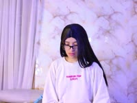 I am Michael Rose, a flirtatious, natural girl with an energy that captivates from the first moment. I like to create a real connection, play with the look and let the desire flow little by little. I can be tender or daring, sweet or wild, depending on what each moment with you awakens in me. If you are looking for an authentic, fun and sensual experience, with me you will find the perfect balance between fantasy and closeness.