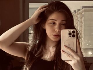 free webcam picture AlishiaCowlin