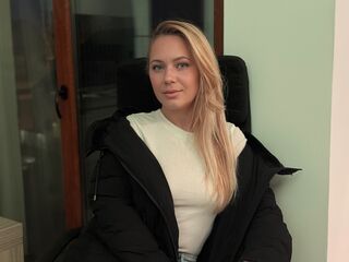 shaved pussy cam AnyaLior