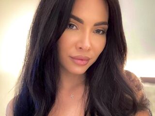 naked girl with live cam CaitlynEva