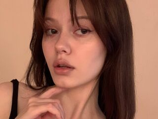 nude camgirl photo DeniseBonnel