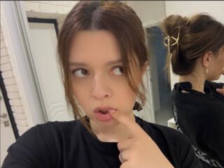 cam girl livecam DevonaChurchey