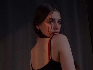 naughty camgirl masturbating with dildo GertudeCova