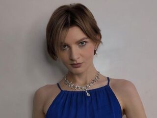 nude camgirl pic KarinaBiz