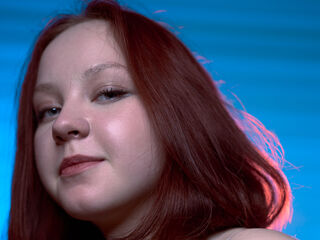 fingering cam slut MaisieMundhenk