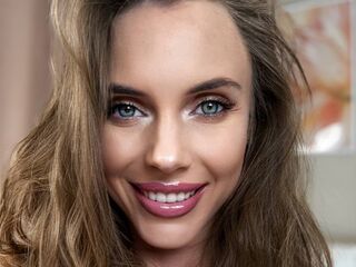 fingering camslut MichelleRouz