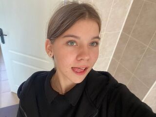 webcam show NadineGene