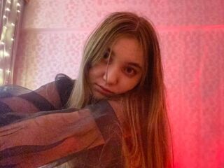 camwhore fingering shaved pussy NidiaHeagy