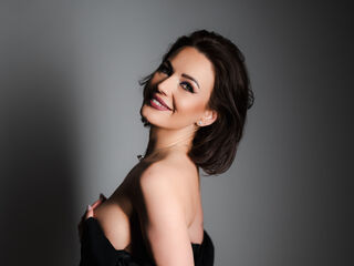 naked camgirl masturbating with dildo Selena