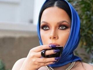 webcamgirl live sex VictoriaMinha