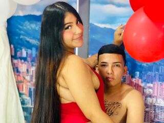 naked cam girl giving blowjob DanyAndPaola