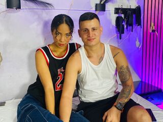 cam couple pic VickyAndLogan