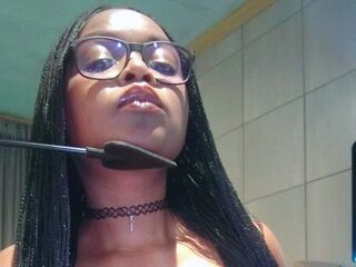 squirting live sex MissKarolina