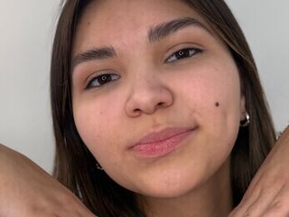 extrreme webcam picture AdriaKunstlinger