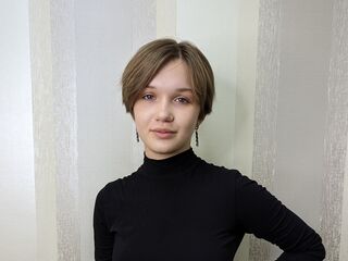 naked cam girl masturbating with sextoy AlthenaEastes