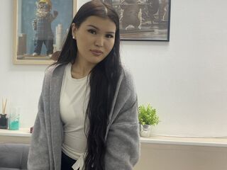 camgirl masturbating with vibrator AnglaAchziger