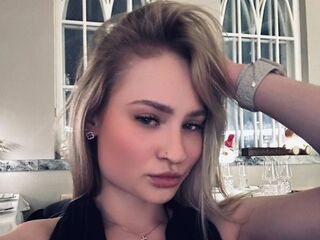 naked girl with live cam masturbating BarberaWesterman