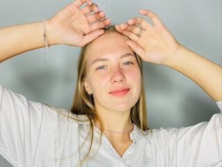 beautiful camgirl BertaTurro
