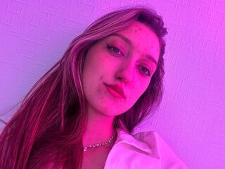 fingering girl BrandieBeninati