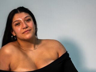 girl webcam show CamilaCasstro