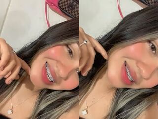 kinky webcam model CamilaFezz