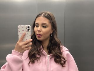 jasmin camgirl chatroom CarlTomkus