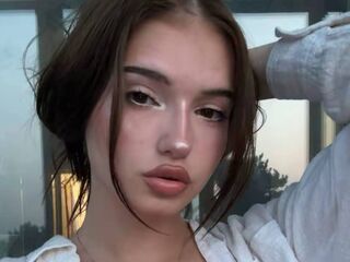 naughty chatroom CarlosRayna
