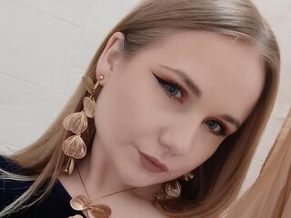 shower live cam CarolinaEvan