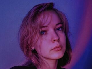 camgirl live CharlieFenniman