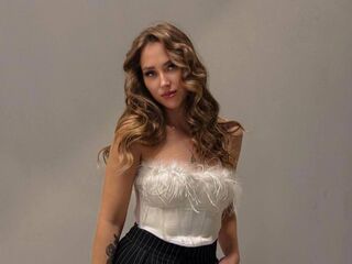 chat room live show ChloeAudley