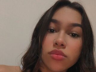 camgirl playing with sextoy ChloeSinc