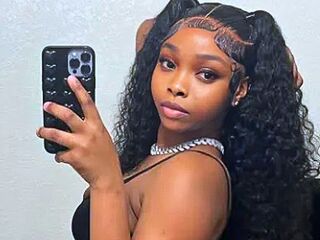 live sexcam ChristabelBella
