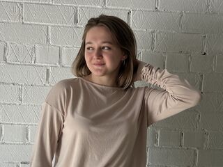 chatslut ChristiaBenoy