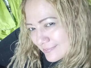 camgirl chat room ClauMills