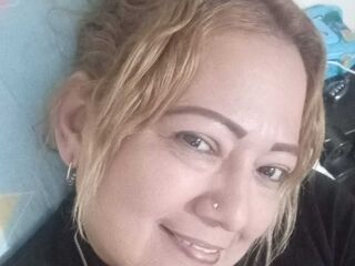 sexy live cam girl ClauSilver