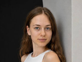 free videochat CleoraClouden