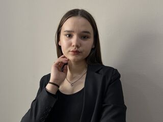 naked cam girl masturbating with vibrator CletaBooth