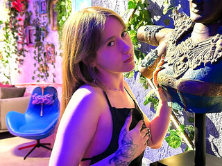 free videochat DaisyWane