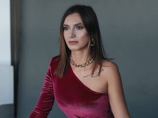 camgirl masturbating with vibrator DakotaRusso