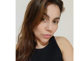 mastubating web cam girl DaniMiel