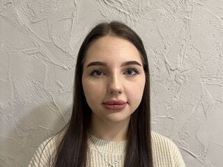 camgirl chat room DanielaCrystal