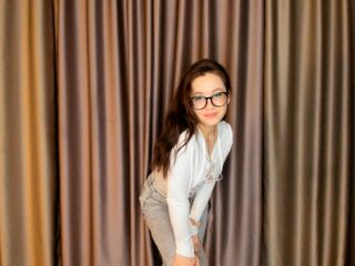 naughty webcamgirl DarelleDoddy