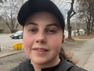 camslut fingering wet pussy DariaCalm