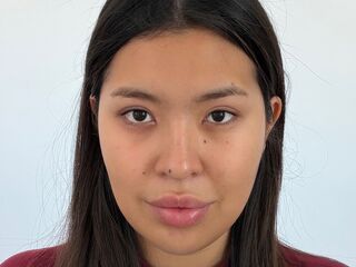 camslut fingering shaved pussy DarlenaLiuzzi