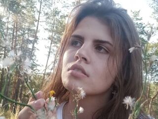 camwhore masturbating with dildo DelfinaSteedley