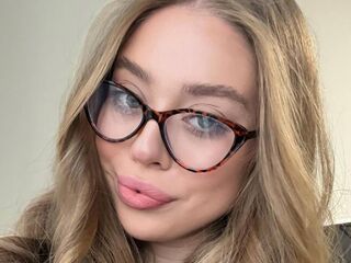 chat room live webcam DianeWhitly