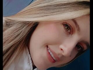 voyeur cam DioneKises