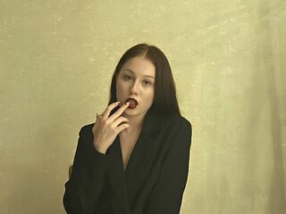 cam girl masturbating with sextoy DorisAlly