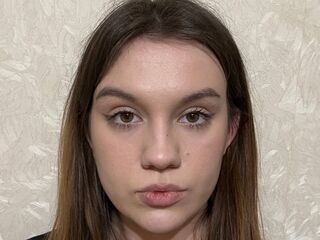 naked cam girl gallery DwanaNewtown